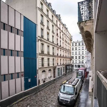 아파트 Super Cozy Near Notre Dame!