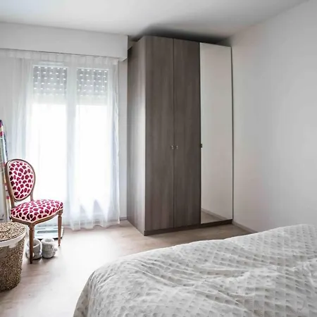 Super Cozy Near Notre Dame! * 파리
